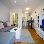 Studio Apartment Rayyan